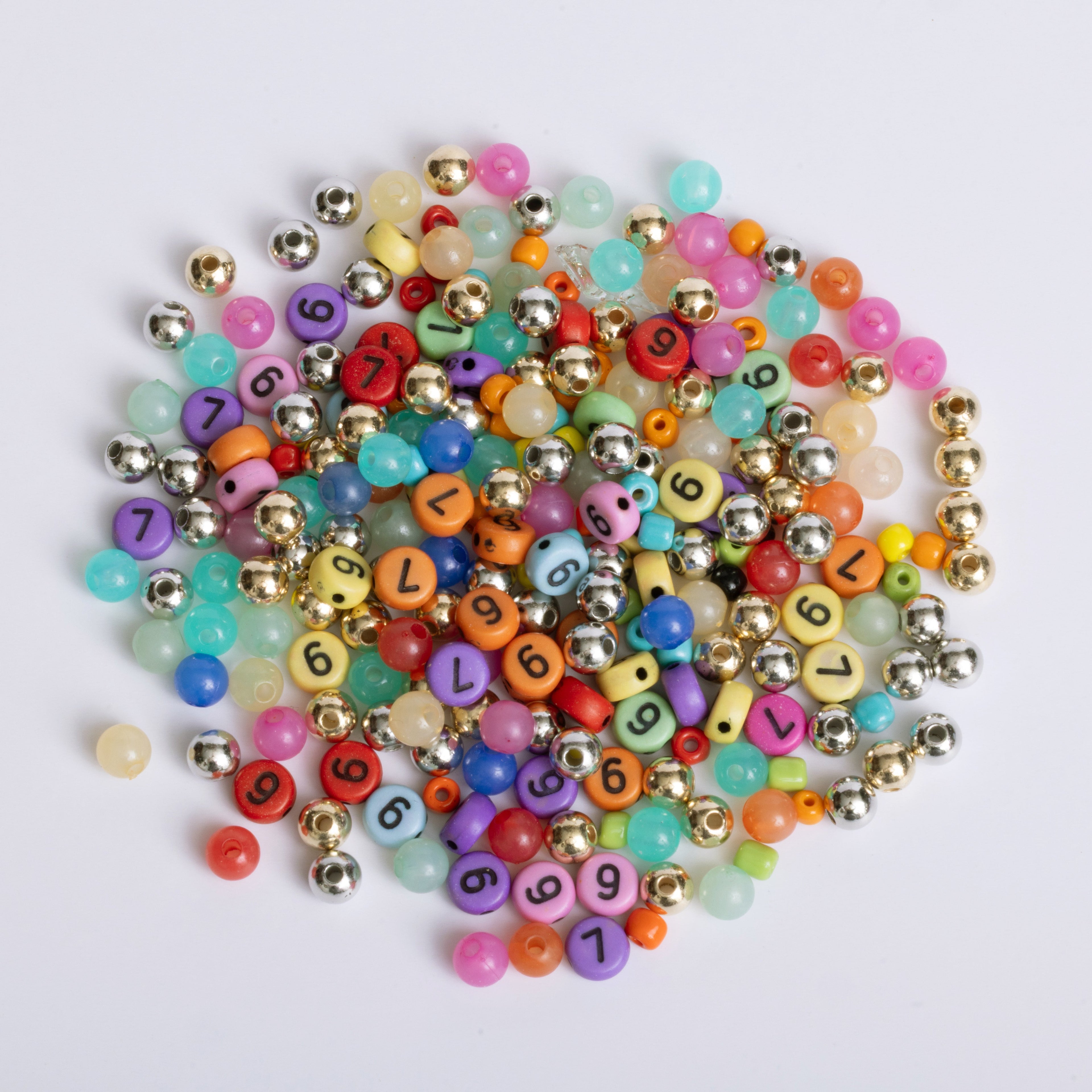 6-7 Stretch Beaded Bracelet DIY Numb er Bead Jar Over 1100 Beads With Charms
