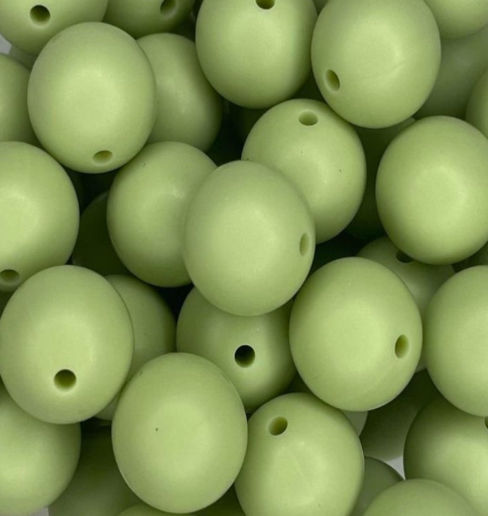 (DISCONTINUED) #177 BASIL 15MM SOLID (10ct)