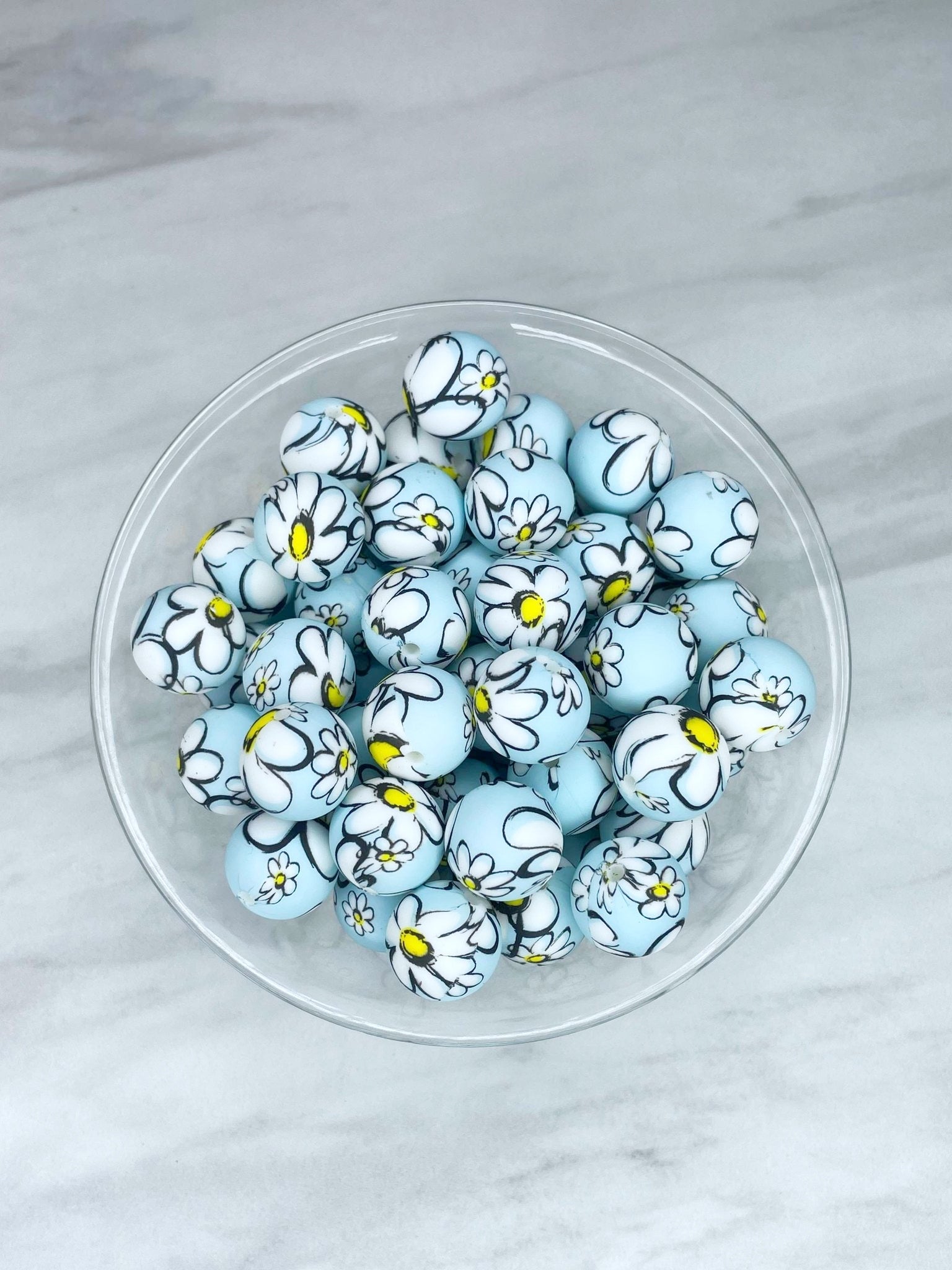 P583 BABY BLUE BIG DAISY 15MM PRINT (10ct)