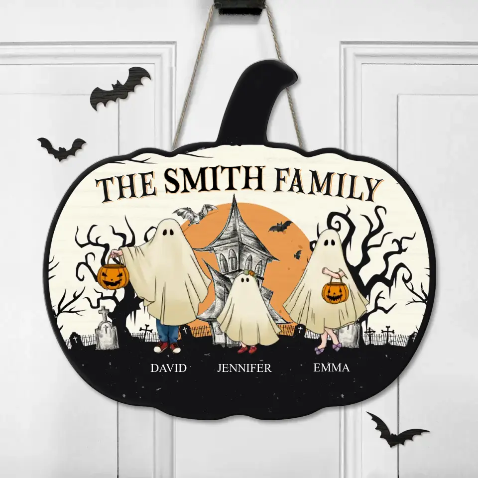 Personalized Family Wooden Sign - Up to 6 People & 3 Pets - Halloween Gift Idea for Family