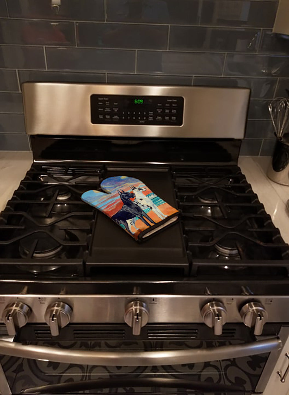 At sunset Great Dane Harlequin and Black Oven Mitt Heat Resistant Thick Oven Mitt for Hot Pans and Oven, Kitchen Mitt Protect Hands, Cooking Baking Glove
