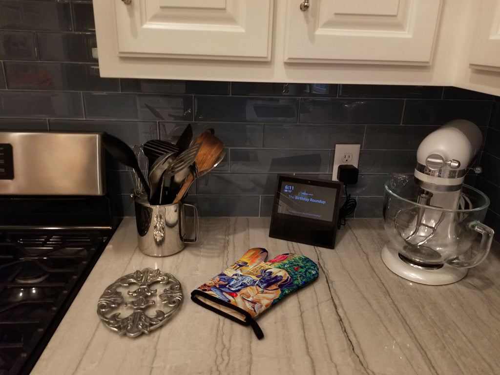 Fawn and Blue Great Dane waiting on Christmas Oven Mitt Heat Resistant Thick Oven Mitt for Hot Pans and Oven, Kitchen Mitt Protect Hands, Cooking Baking Glove