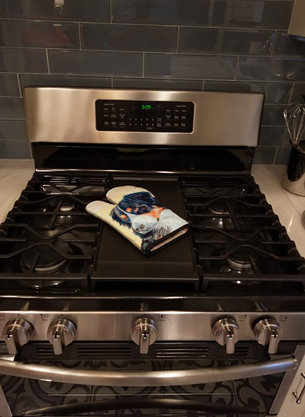 Bernese Mountain Dog Oven Mitt Heat Resistant Thick Oven Mitt for Hot Pans and Oven, Kitchen Mitt Protect Hands, Cooking Baking Glove