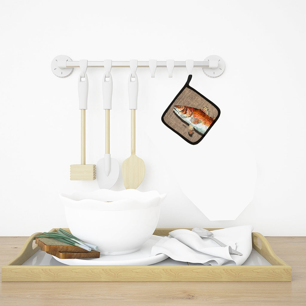 Red Fish Pot Holder Set of 2 Heat Resistant Quilted Hot Pads 7.5 x 7.5 Inch, Insulated Kitchen Trivets for Cooking & Baking