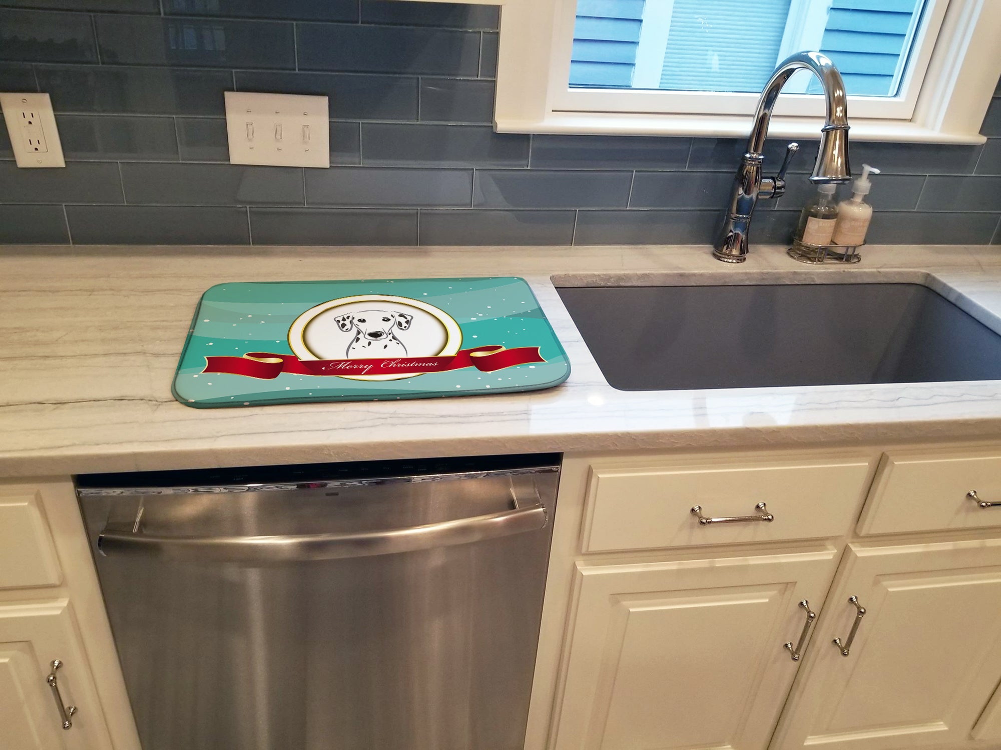 Dalmatian Merry Christmas Dish Drying Mat Absorbent Dish Drying Mat Pad for Kitchen Counter Dish Drainer Mat for Countertop, 14 x 21", Multicolor