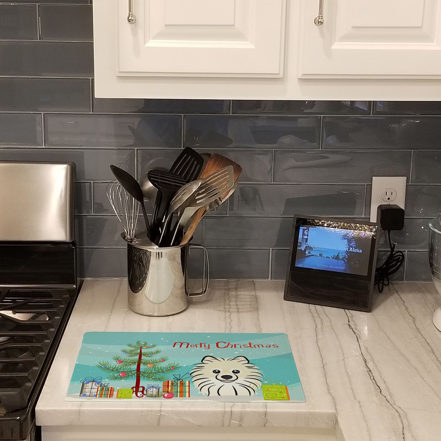 Christmas Tree and Pomeranian Cutting Board Tempered Glass Kitchen Cutting Surface, Heat Resistant Chopping, Non-Slip Feet, Food Prep & Serving