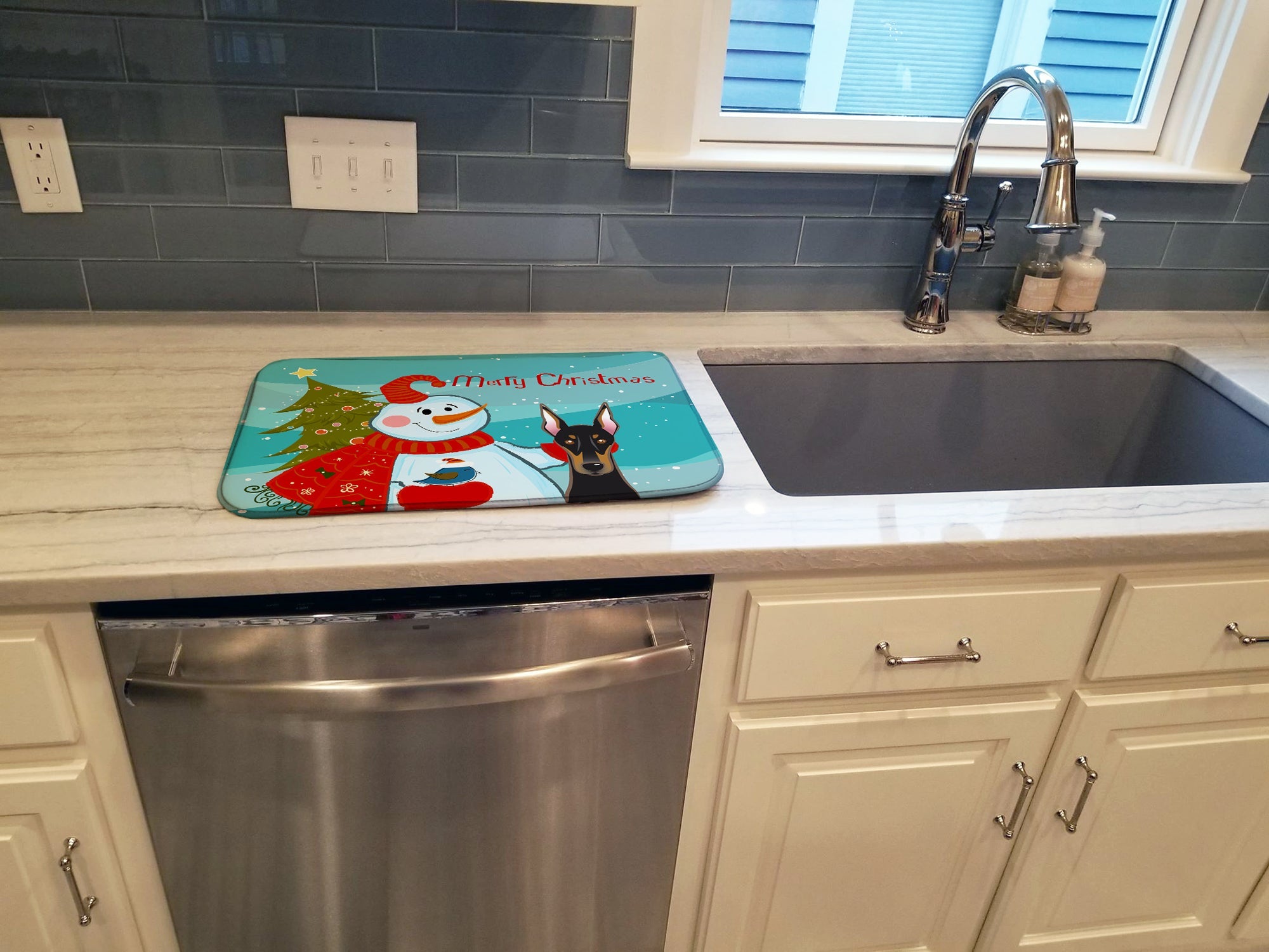 Snowman with Doberman Dish Drying Mat Absorbent Dish Drying Mat Pad for Kitchen Counter Dish Drainer Mat for Countertop, 14 x 21", Multicolor