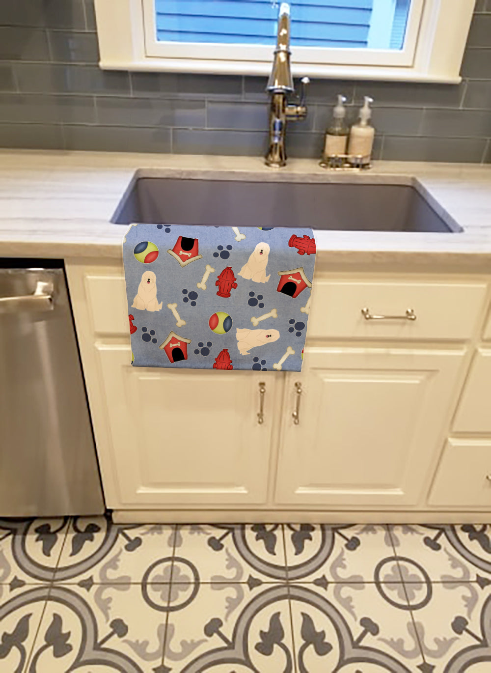 Dog House Collection South Russian Sheepdog Kitchen Towel Velour Plush Front and Cotton Loop Back Machine Washable