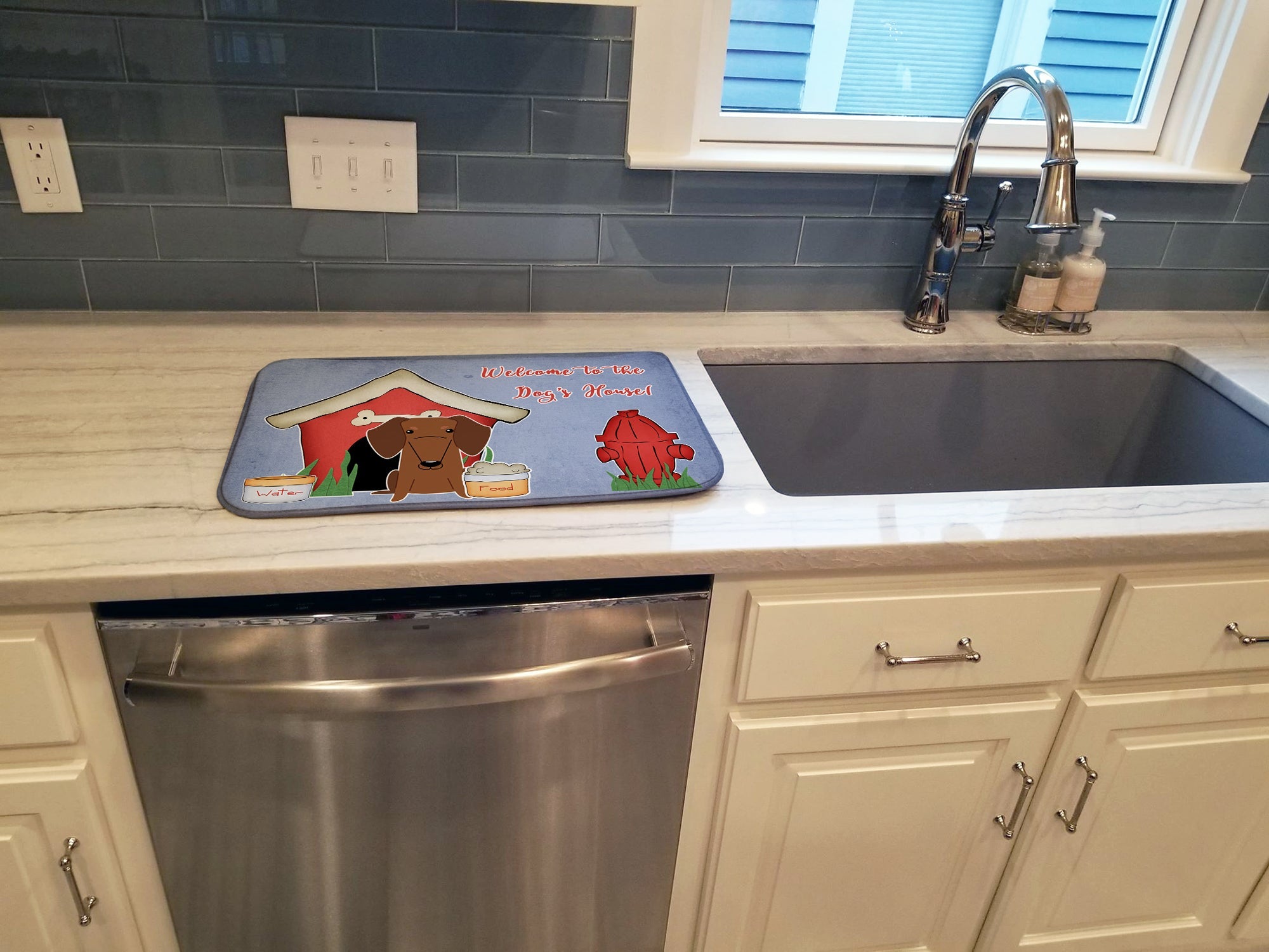 Dog House Collection Dachshund Red Brown Dish Drying Mat Absorbent Dish Drying Mat Pad for Kitchen Counter Dish Drainer Mat for Countertop, 14 x 21", Multicolor