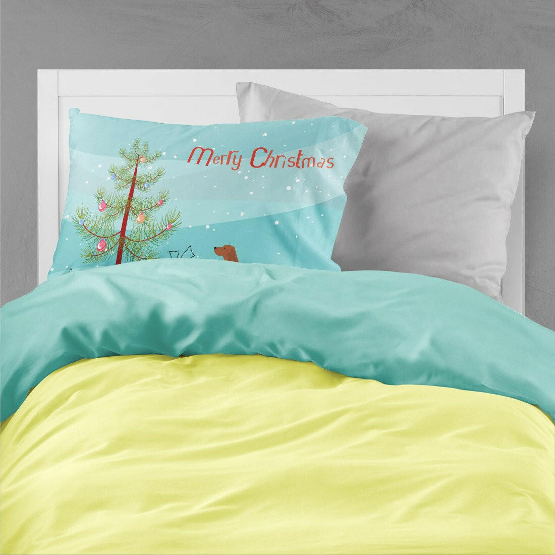 Irish Setter Merry Christmas Tree Standard Pillowcase Lightweight Super Soft Easy Care Decorative Artwork Pillowcase, Standard