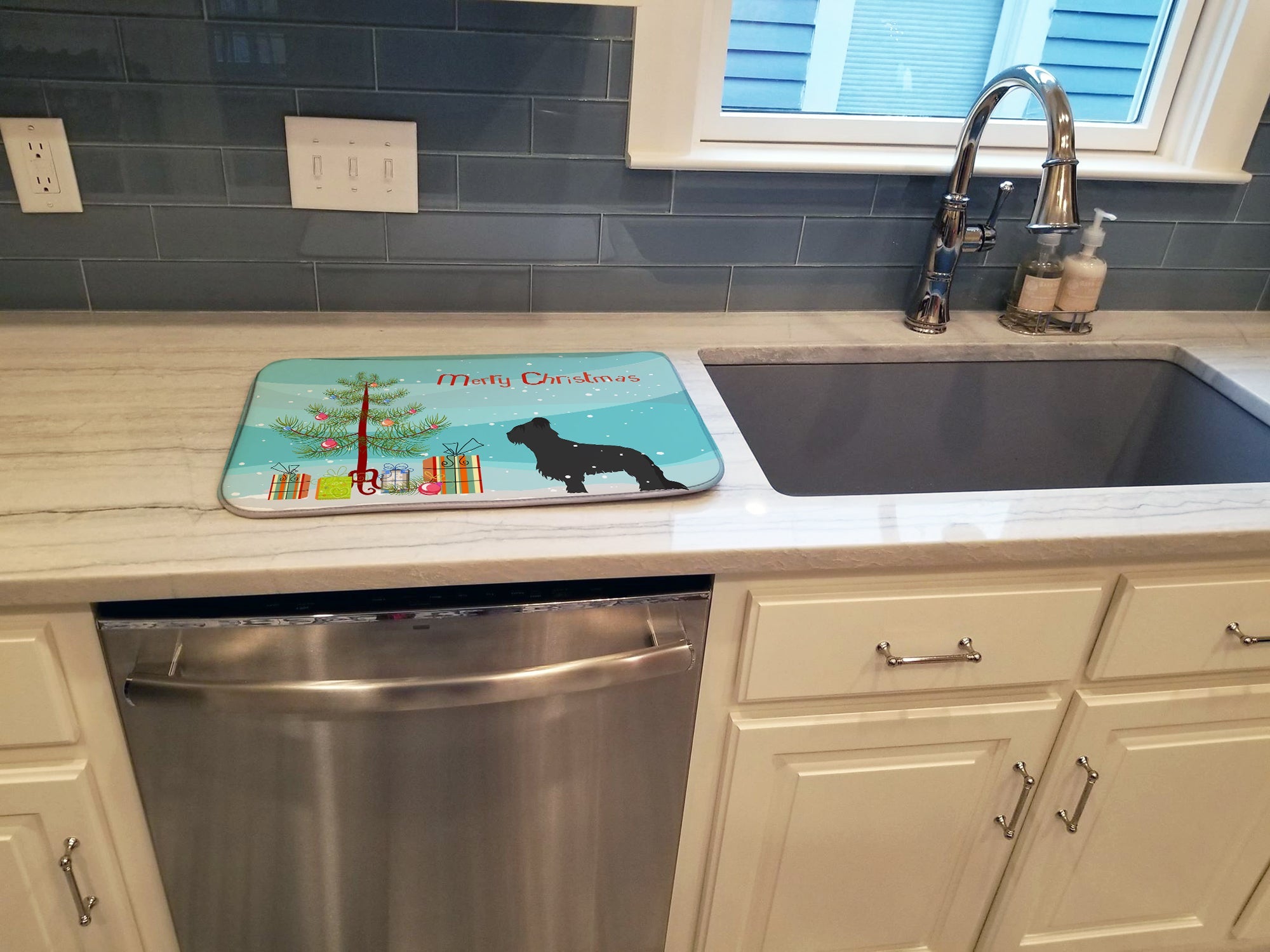 Briard Merry Christmas Tree Dish Drying Mat Absorbent Dish Drying Mat Pad for Kitchen Counter Dish Drainer Mat for Countertop, 14 x 21", Multicolor