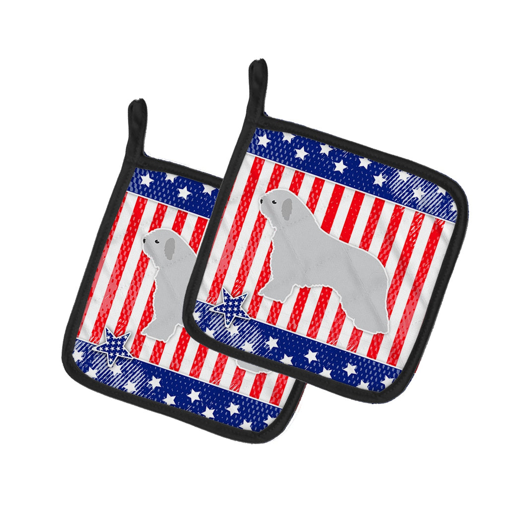 USA Patriotic Spanish Water Dog Pot Holder Set of 2 Heat Resistant Quilted Hot Pads 7.5 x 7.5 Inch, Insulated Kitchen Trivets for Cooking & Baking