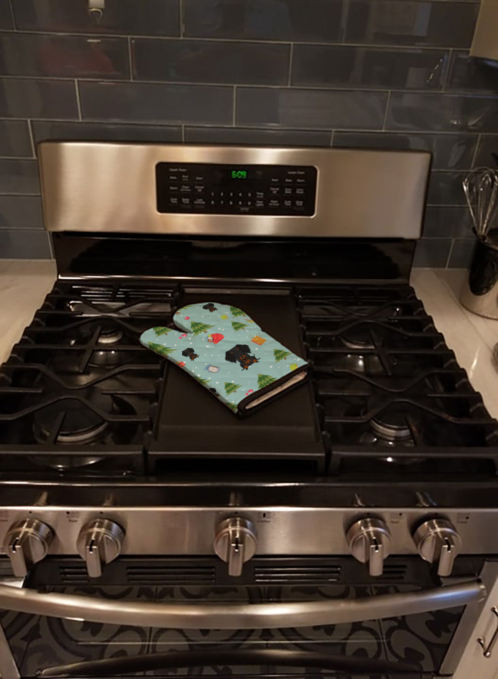 Christmas Wire Haired Dachshund Black Tan Oven Mitt Heat Resistant Thick Oven Mitt for Hot Pans and Oven, Kitchen Mitt Protect Hands, Cooking Baking Glove