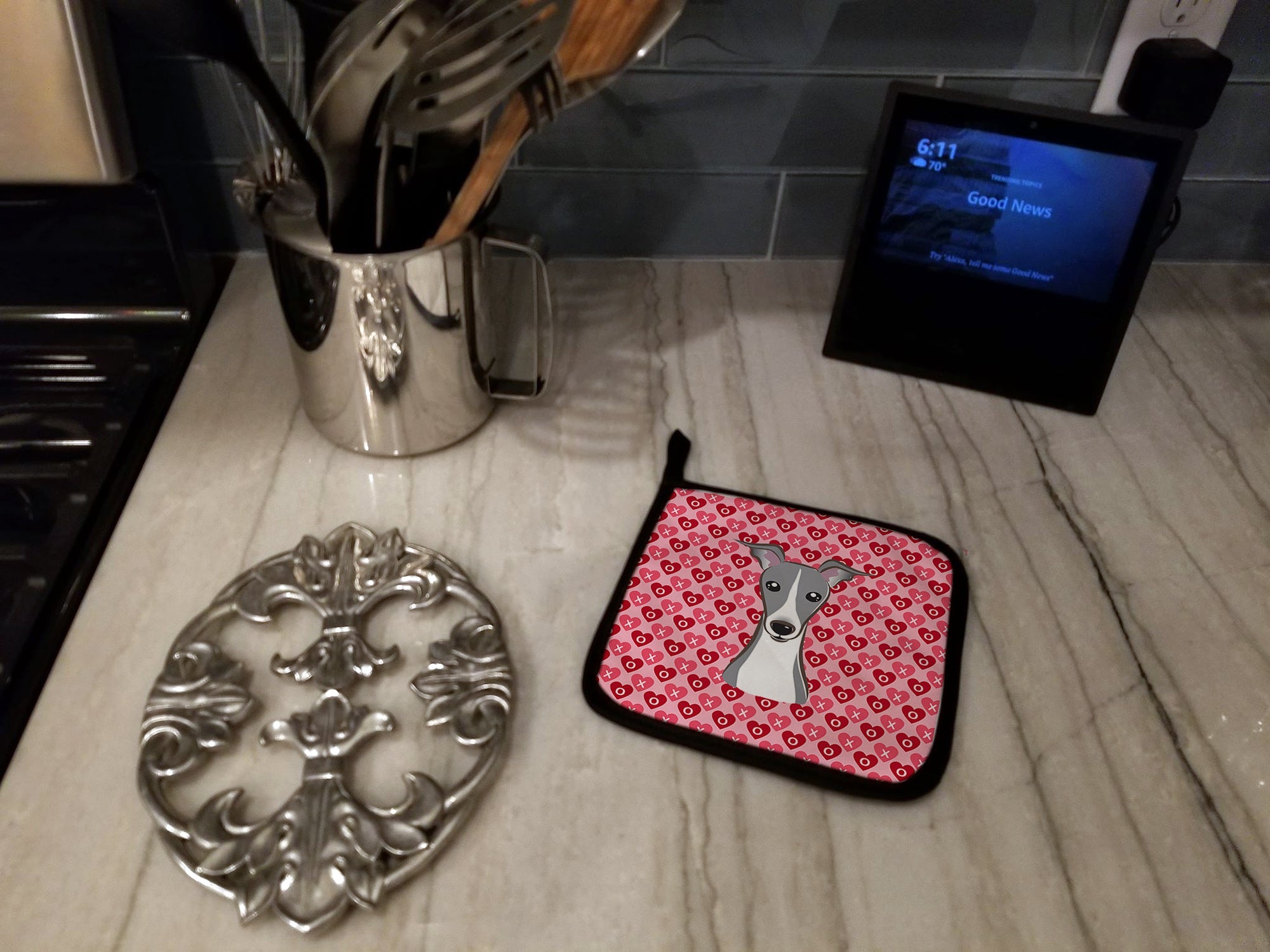 Italian Greyhound Pot Holder Set of 2 Heat Resistant Quilted Hot Pads 7.5 x 7.5 Inch, Insulated Kitchen Trivets for Cooking & Baking