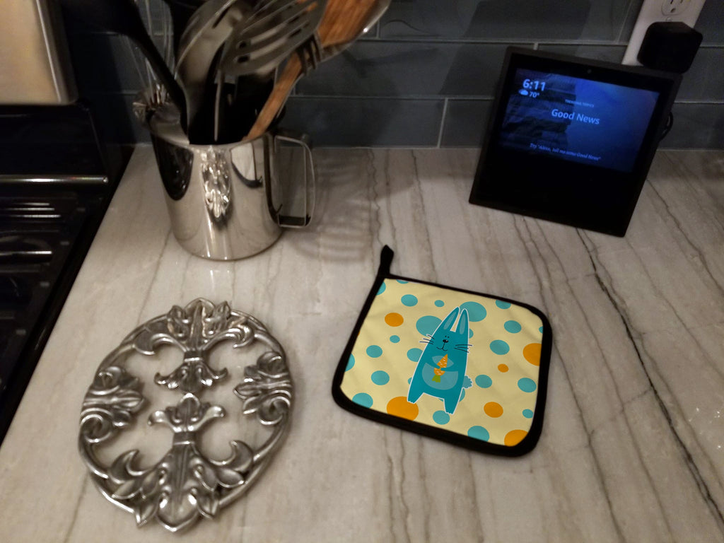Polkadot Rabbit Pot Holder Set of 2 Heat Resistant Quilted Hot Pads 7.5 x 7.5 Inch, Insulated Kitchen Trivets for Cooking & Baking