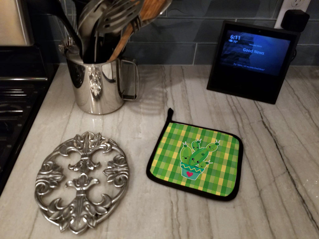 Cactus Striped Plaid Pot Holder Set of 2 Heat Resistant Quilted Hot Pads 7.5 x 7.5 Inch, Insulated Kitchen Trivets for Cooking & Baking
