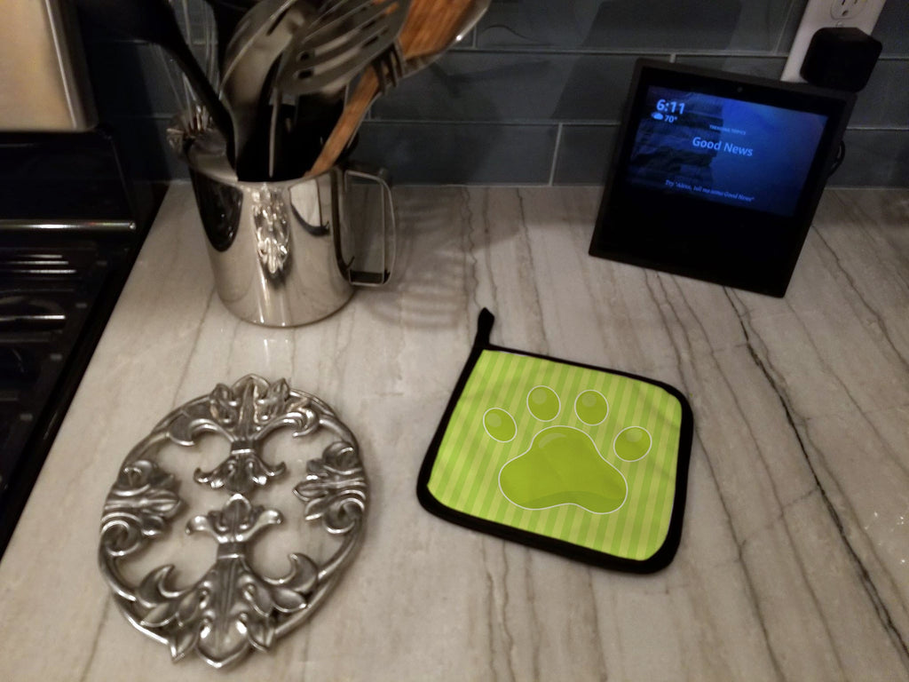 Puppy Pawprint Green Stripes Pot Holder Set of 2 Heat Resistant Quilted Hot Pads 7.5 x 7.5 Inch, Insulated Kitchen Trivets for Cooking & Baking