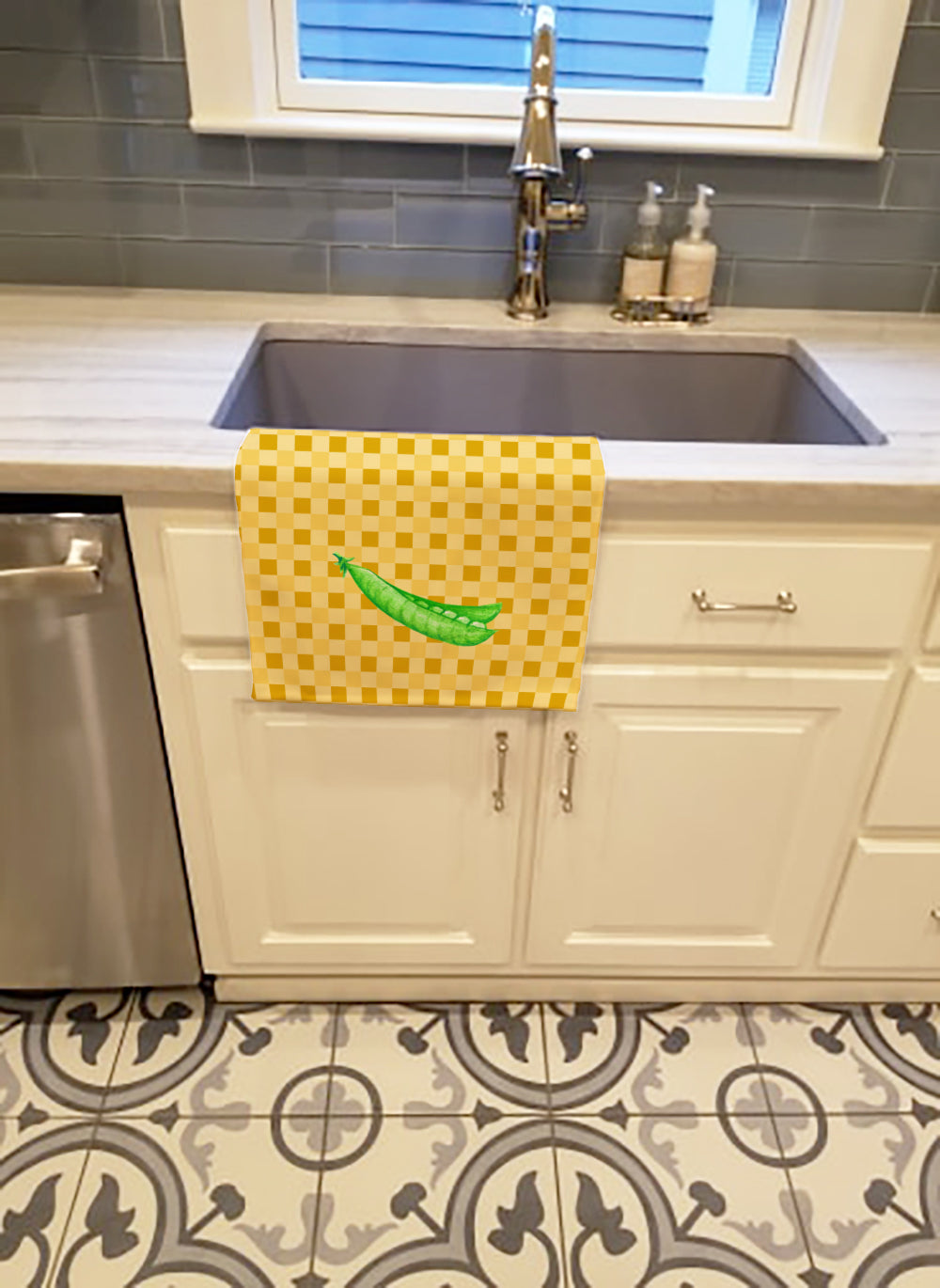 Peas on Basketweave Kitchen Towel Velour Plush Front and Cotton Loop Back Machine Washable