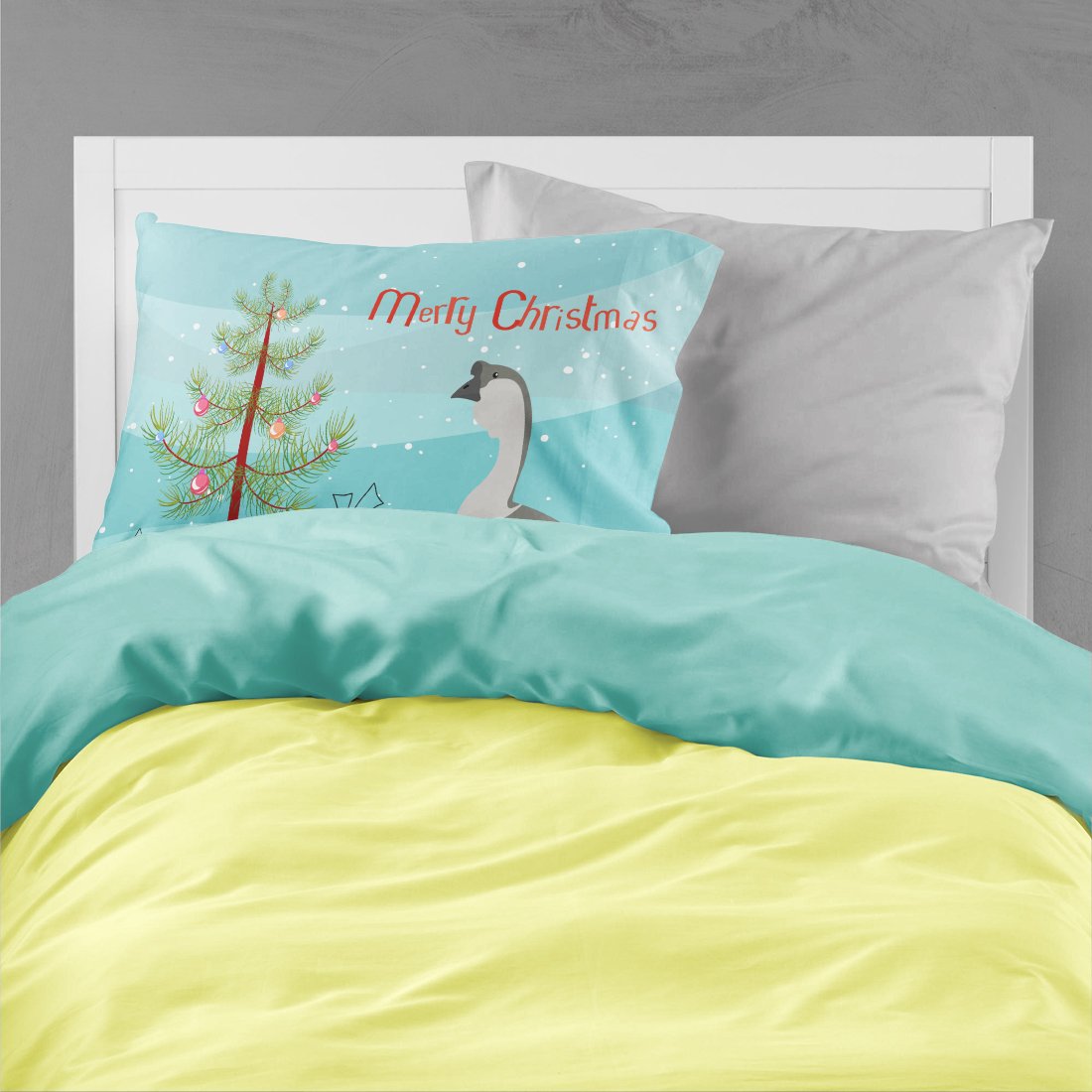 African Goose Christmas Standard Pillowcase Lightweight Super Soft Easy Care Decorative Artwork Pillowcase, Standard