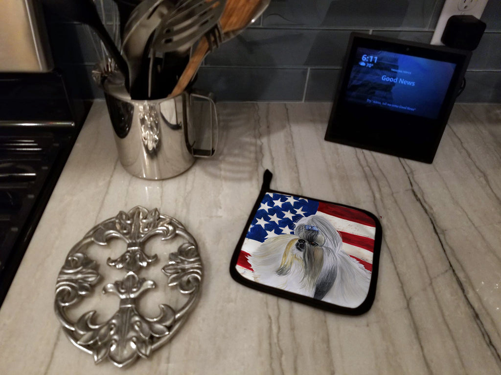 Shih Tzu Patriotic Pot Holder Set of 2 Heat Resistant Quilted Hot Pads 7.5 x 7.5 Inch, Insulated Kitchen Trivets for Cooking & Baking