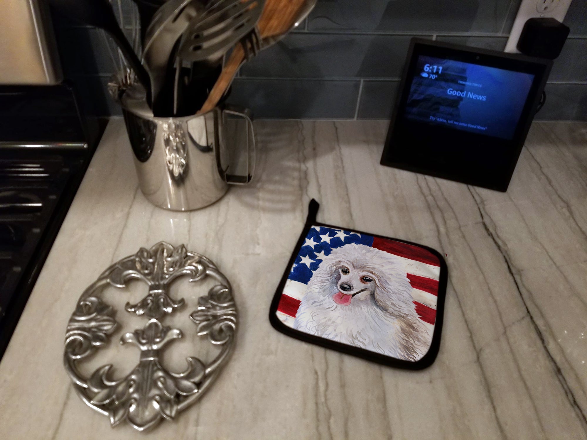 Medium White Poodle Patriotic Pot Holder Set of 2 Heat Resistant Quilted Hot Pads 7.5 x 7.5 Inch, Insulated Kitchen Trivets for Cooking & Baking