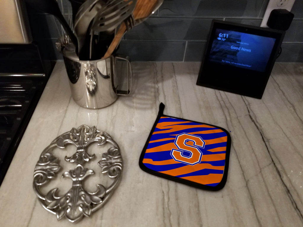 Letter S Initial Tiger Stripe - Blue Orange  Pot Holder Set of 2 Heat Resistant Quilted Hot Pads 7.5 x 7.5 Inch, Insulated Kitchen Trivets for Cooking & Baking