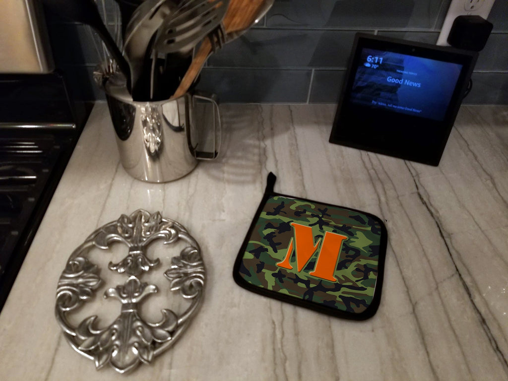 Letter M Monogram - Camo Green Pot Holder Set of 2 Heat Resistant Quilted Hot Pads 7.5 x 7.5 Inch, Insulated Kitchen Trivets for Cooking & Baking