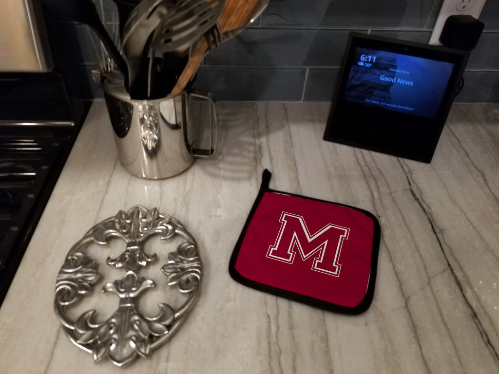 Letter M Initial Monogram - Maroon and White Pot Holder Set of 2 Heat Resistant Quilted Hot Pads 7.5 x 7.5 Inch, Insulated Kitchen Trivets for Cooking & Baking