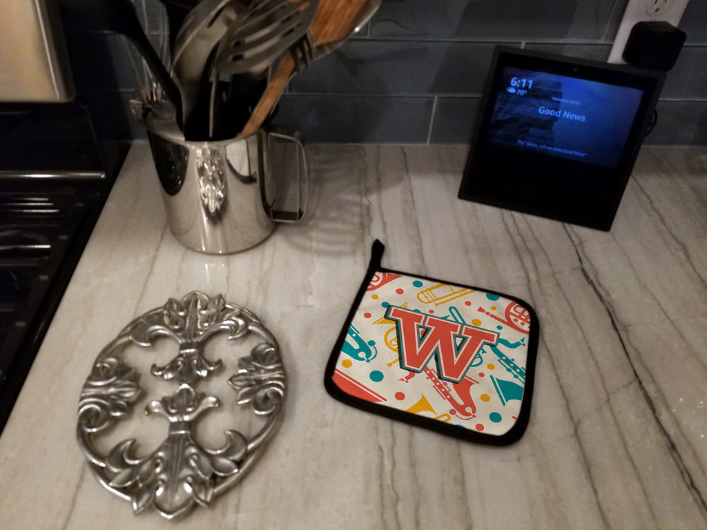 Letter W Retro Teal Orange Musical Instruments Initial Pot Holder Set of 2 Heat Resistant Quilted Hot Pads 7.5 x 7.5 Inch, Insulated Kitchen Trivets for Cooking & Baking