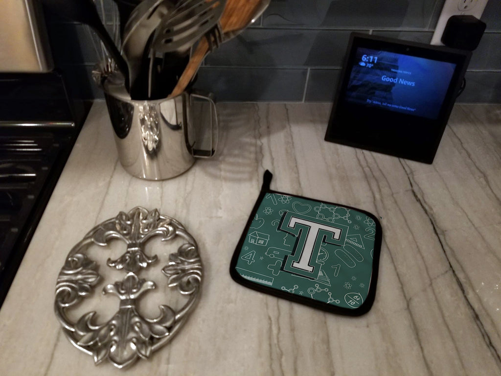 Letter T Back to School Initial Pot Holder Set of 2 Heat Resistant Quilted Hot Pads 7.5 x 7.5 Inch, Insulated Kitchen Trivets for Cooking & Baking