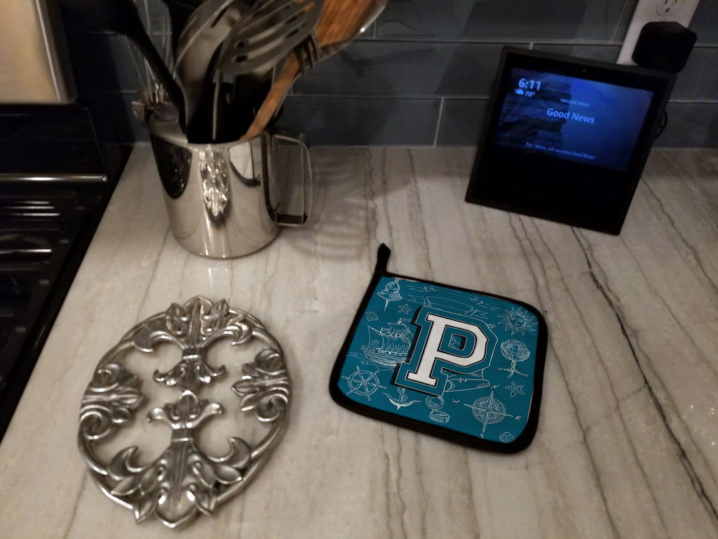 Letter P Sea Doodles Initial Alphabet Pot Holder Set of 2 Heat Resistant Quilted Hot Pads 7.5 x 7.5 Inch, Insulated Kitchen Trivets for Cooking & Baking