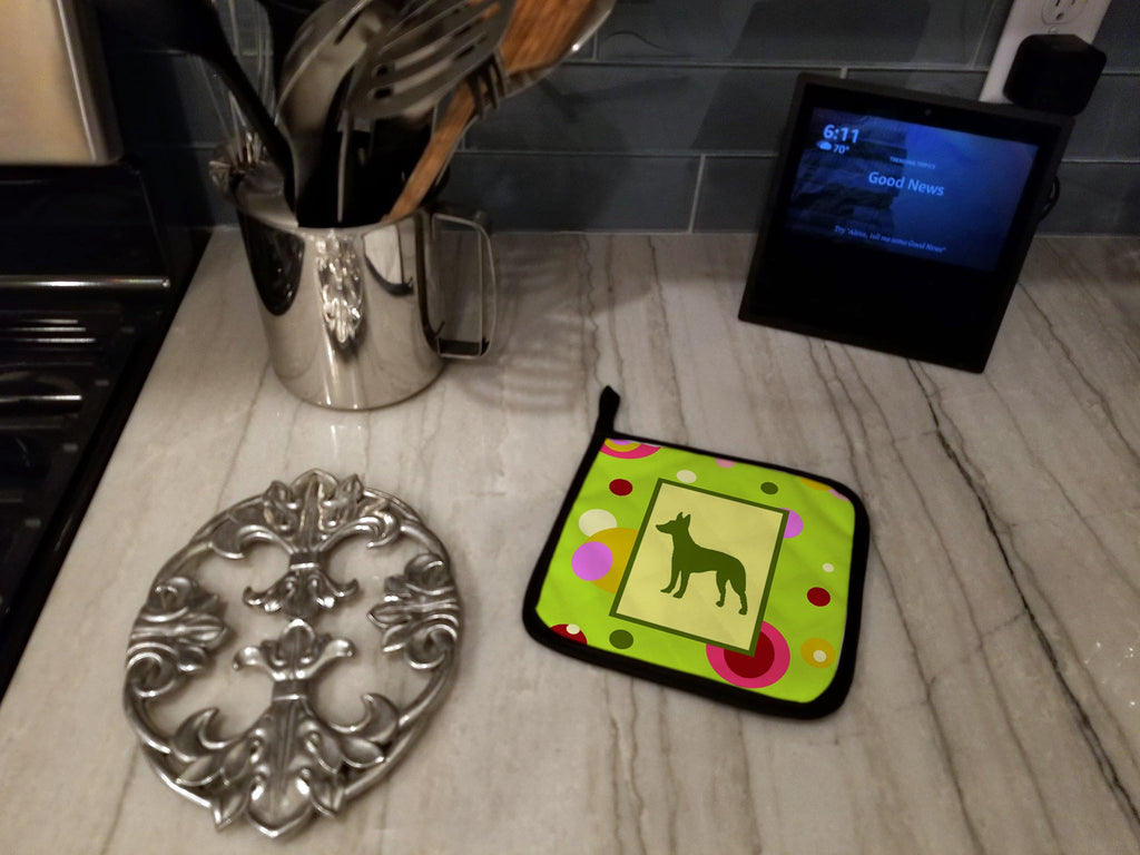 Manchester Terrier Pot Holder Set of 2 Heat Resistant Quilted Hot Pads 7.5 x 7.5 Inch, Insulated Kitchen Trivets for Cooking & Baking