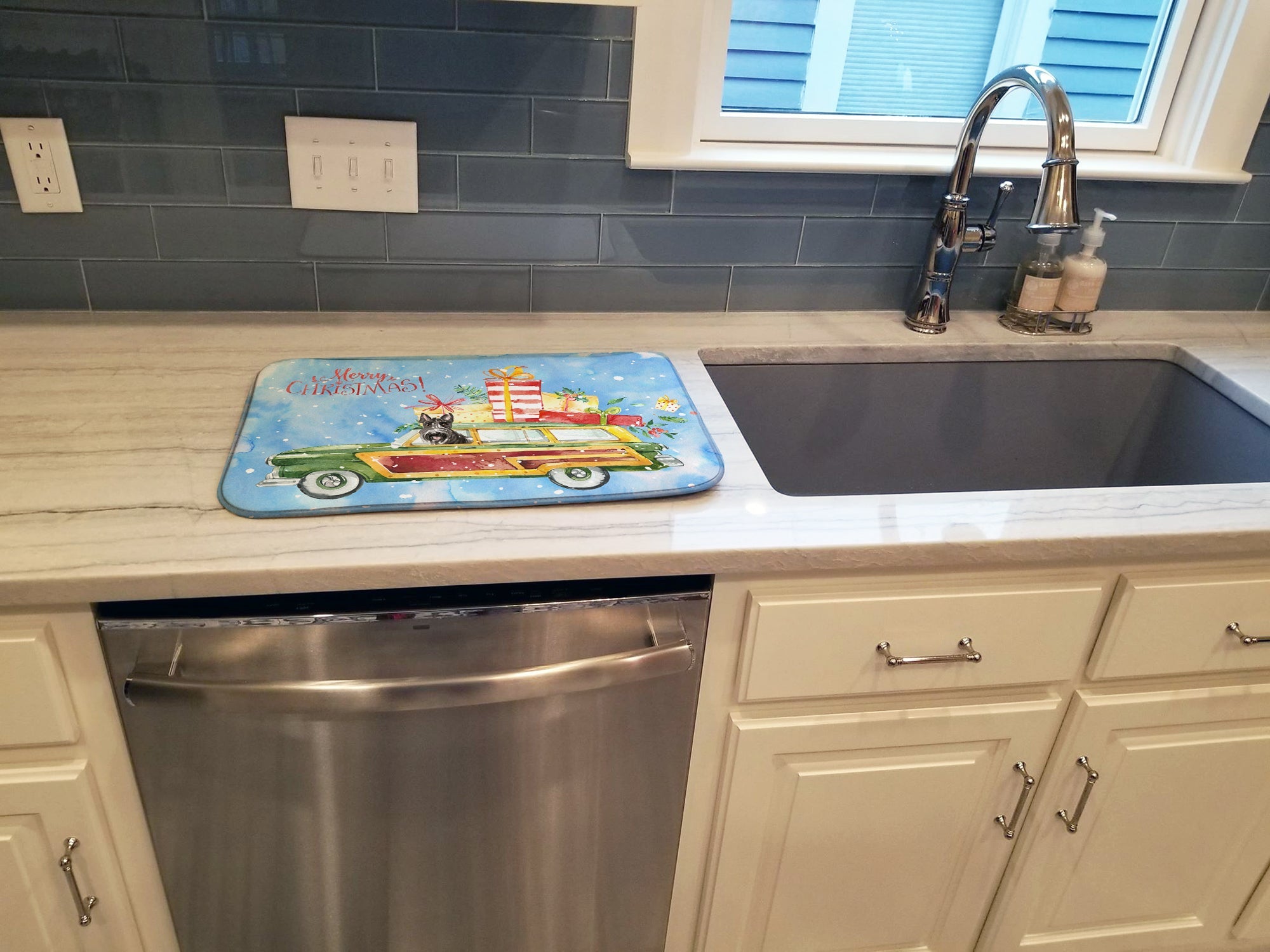 Merry Christmas Scottish Terrier Dish Drying Mat Absorbent Dish Drying Mat Pad for Kitchen Counter Dish Drainer Mat for Countertop, 14 x 21", Multicolor