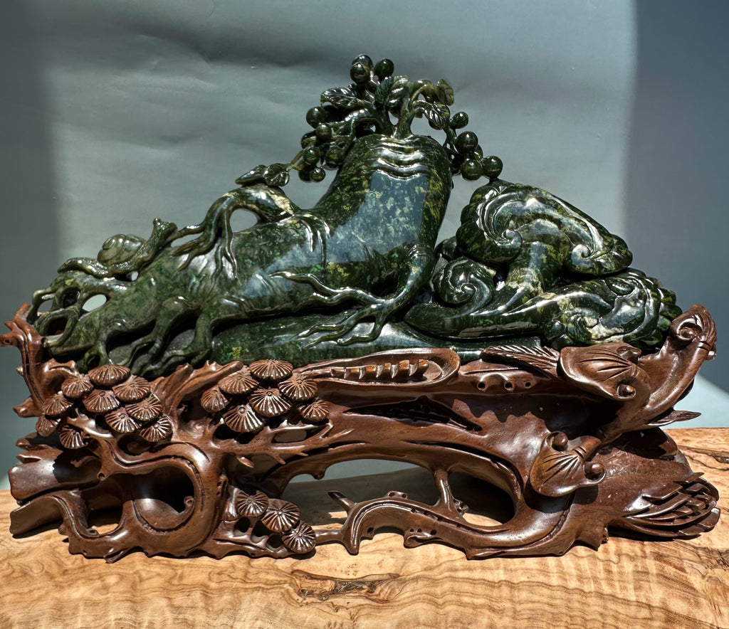 Unique Canadian Cassiar Sculpture - 4lbs 5oz