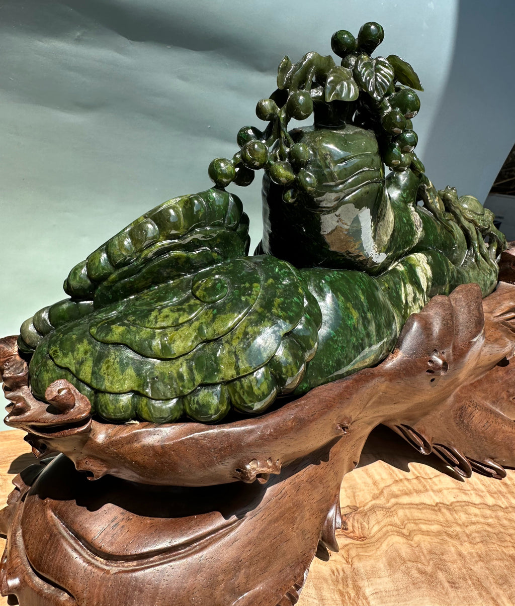Unique Canadian Cassiar Sculpture - 4lbs 5oz