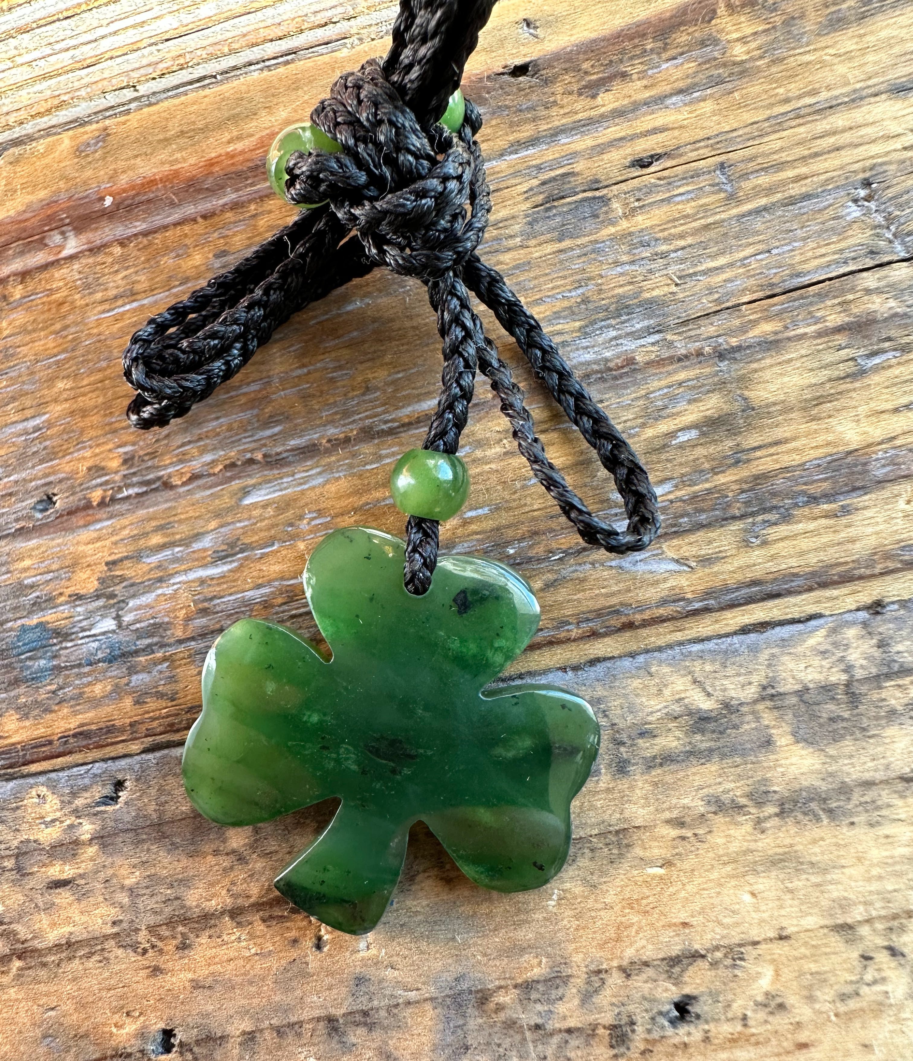 Canadian Jade 3 Leaf Clover Pendant - 30mm - 1451