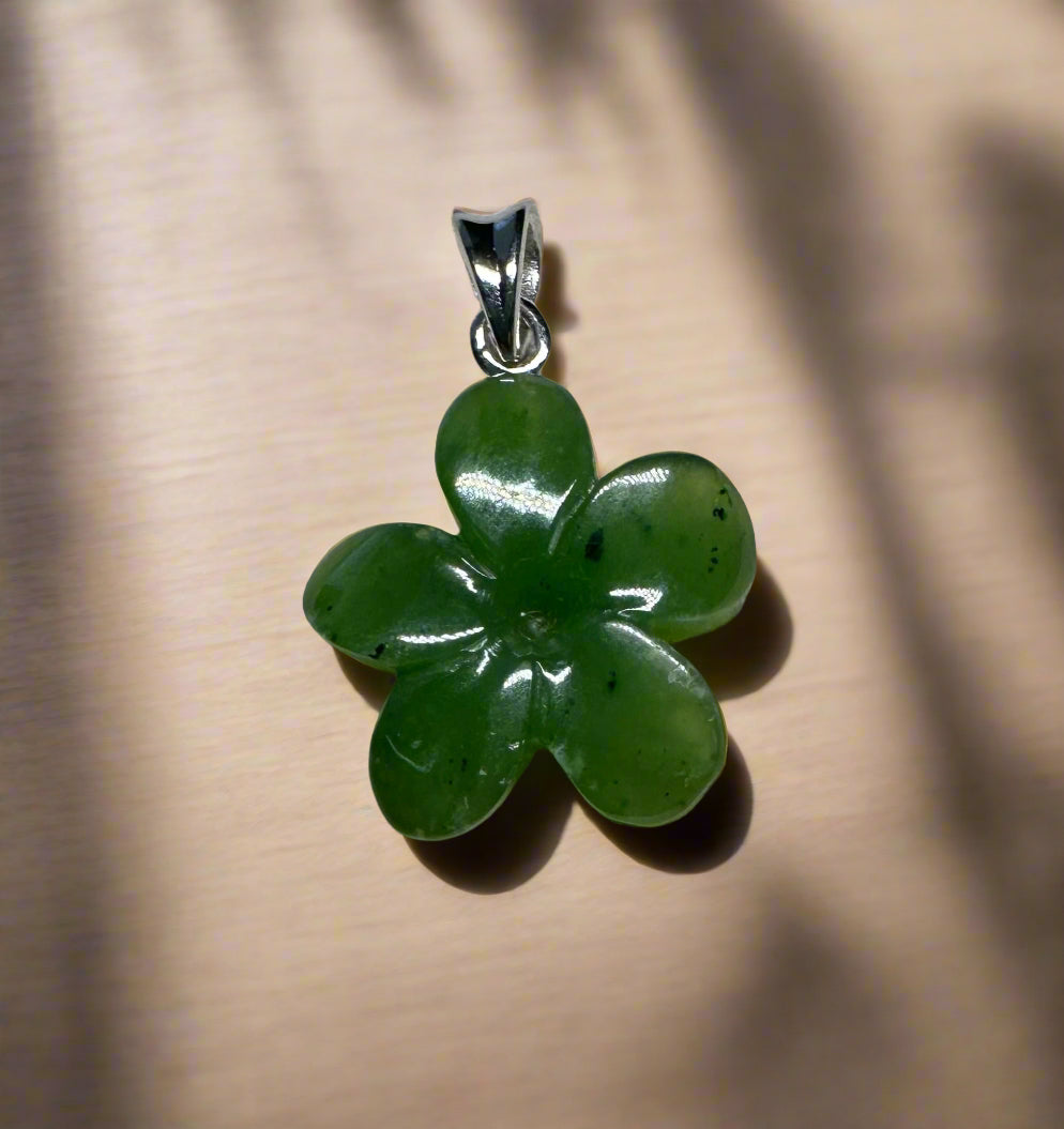 Jade Flower Pendant, Forget Me Knot
