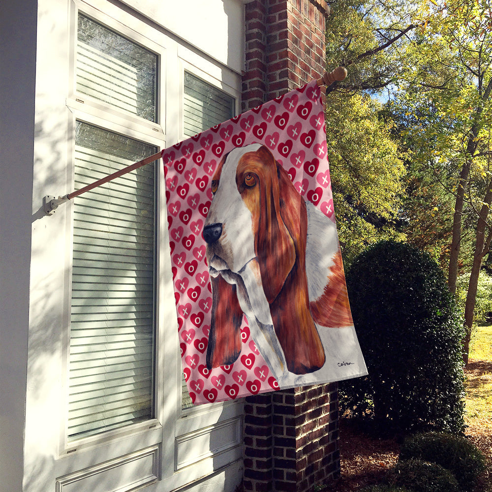 Basset Hound Hearts Love and Valentine's Day Portrait House Flag 28x40 Porch Sleeve Pole Decorative Outside Yard Banner Artwork Wall Hanging, Polyester