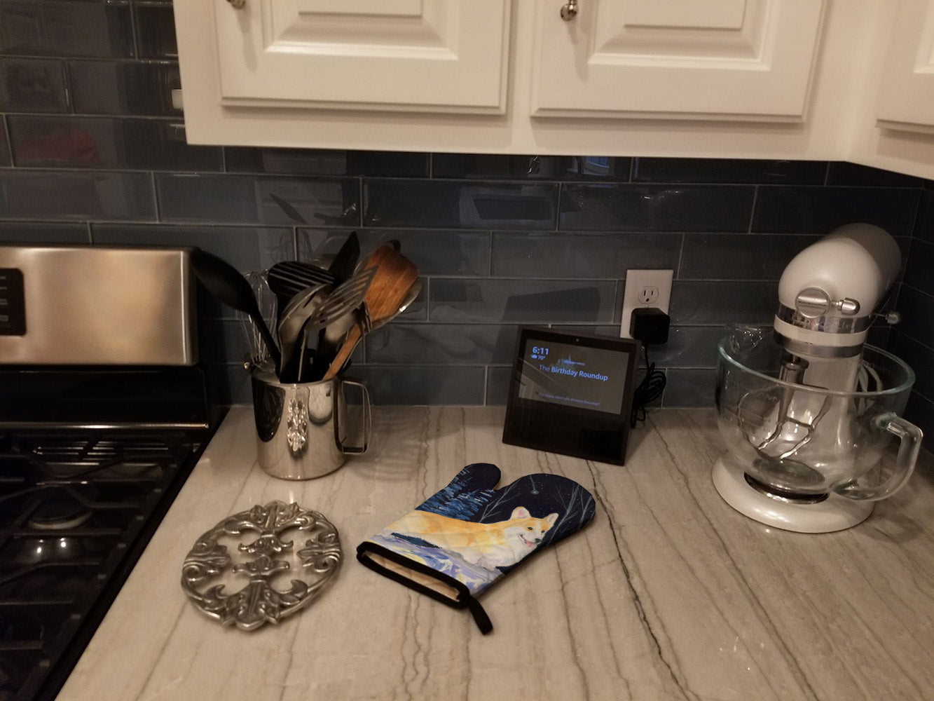Starry Night Corgi Oven Mitt Heat Resistant Thick Oven Mitt for Hot Pans and Oven, Kitchen Mitt Protect Hands, Cooking Baking Glove