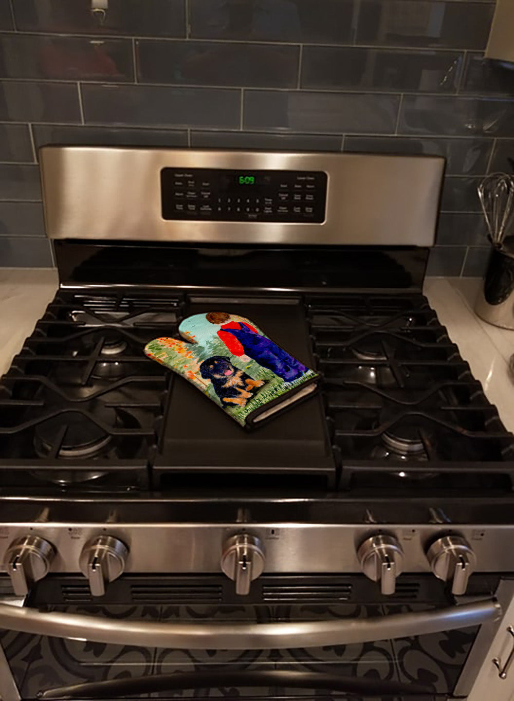 Tibetan Mastiff Oven Mitt Heat Resistant Thick Oven Mitt for Hot Pans and Oven, Kitchen Mitt Protect Hands, Cooking Baking Glove