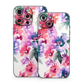 Blurred Flowers - Apple iPhone 15 Skin