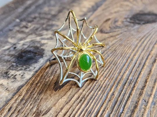 AA Spider Jade Ring, Set in Sterling Silver