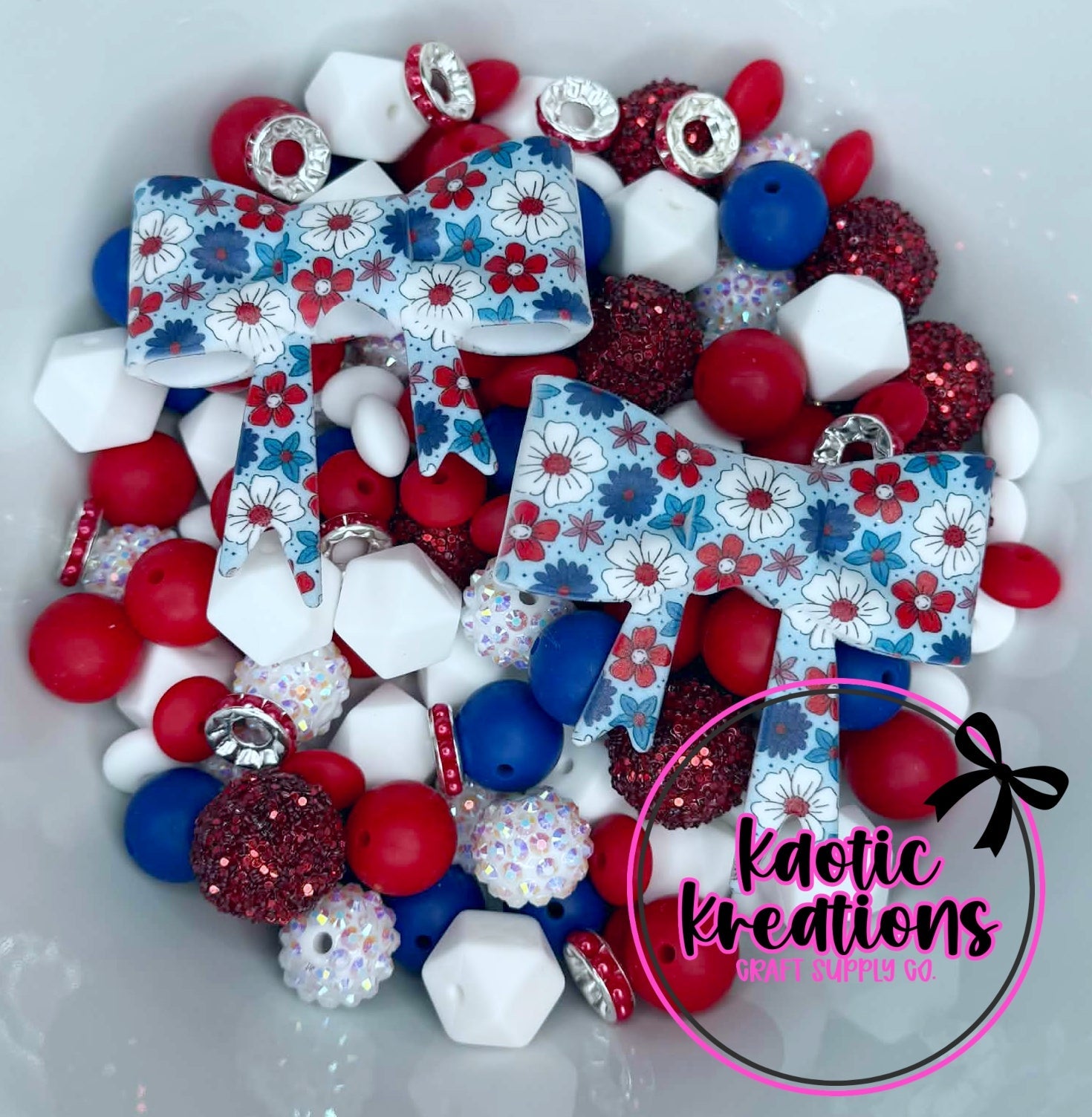 ACRYLIC SILICONE BEAD MIX W/JUMBO BOWS #32 (34ct)
